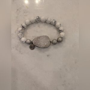 Women's White Howlite Bracelet